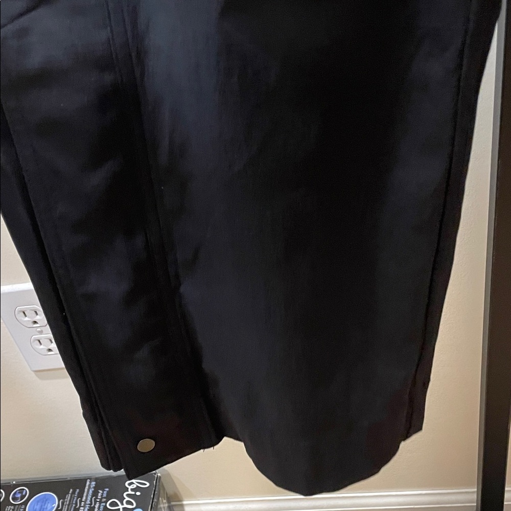 Athleta Women's Elegant Black Wide-Leg Pants - Picture 6 of 9